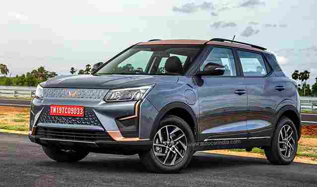 மஹிந்திரா XUV400..!! ஒருமுறை சார்ஜ் செய்தால் 456 கிமீ வரை கவலையில்லாமல் பயணிக்கலாம்..!!