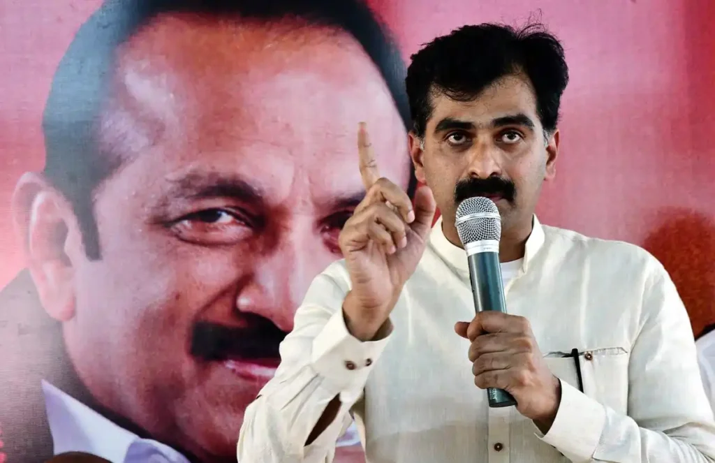 2026 தேர்தலில் 3-வது அணிக்கு இடமில்லை.‌..!  விஜய் பாஜக-வுடன் சேர மாட்டார் என நம்பிக்கை.. துரை வைகோ கருத்து
