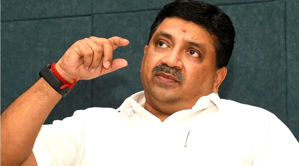 மீண்டும் மீண்டுமா..? அமைச்சர் பிடிஆரை ரவுண்டு கட்டி அடிக்கும் திமுக..? தீவிர ஆதரவாளர்களை அடுத்தடுத்து நீக்குவதால் அதிருப்தி..!!