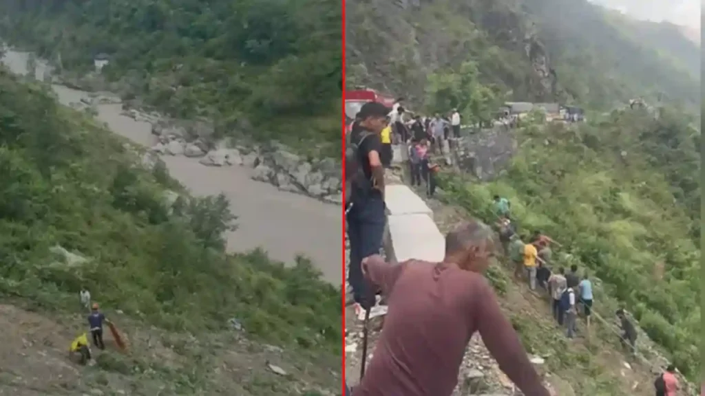 0931jbns uttarakhand bus accident 160x120 26 June 25