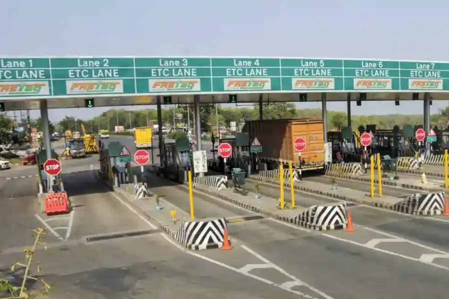 toll plaza 1