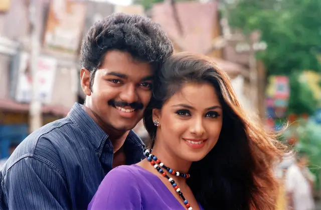 அய்யோ சிம்ரனா.. அந்தப் பொண்ணு கிளாமரா நடிப்பாங்க.. அவங்க வேண்டாம்..!! விஜய் சொன்ன விஷயம்.. போட்டு உடைத்த டைரக்டர்