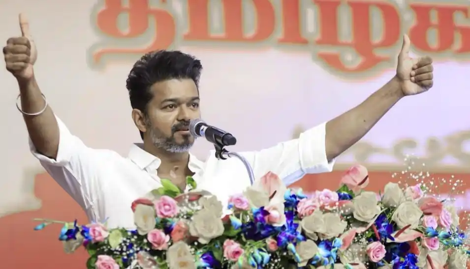 வீட்டிற்கு ஒருவர்.. தெருவிற்கு இருவர்.. தவெக நிர்வாகிகளுக்கு விஜய் சொன்ன முக்கிய அறிவுரைகள்..
