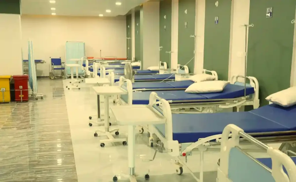 ICU-வில் இருந்த 3 நோயாளிகள் உயிரிழப்பு.. ஆக்ஸிஜன் சப்ளையில் ஏற்பட்ட கோளாறால் சோகம்..!!