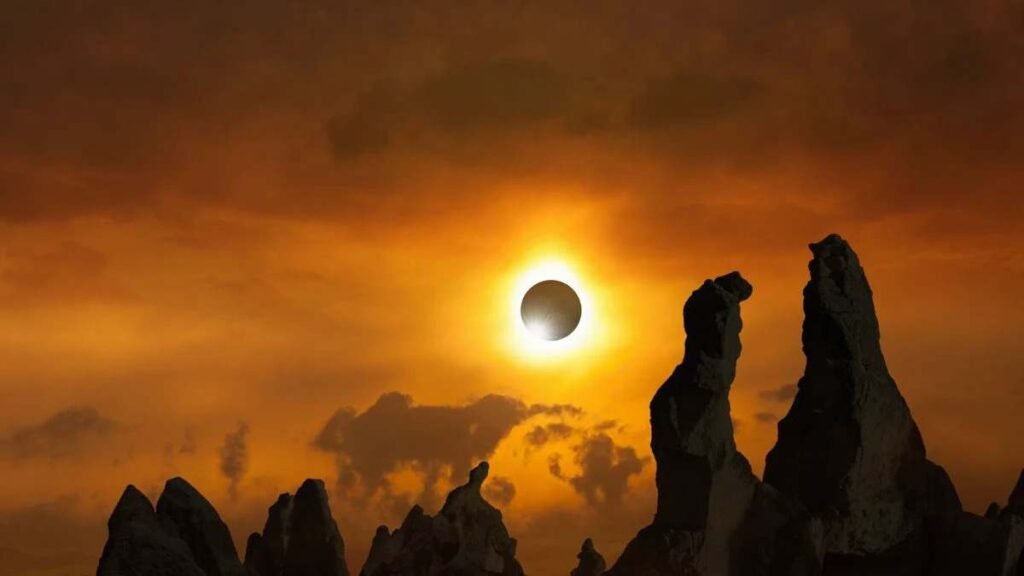 Solar Eclipse 11zon