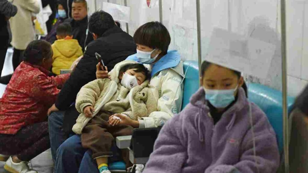 another disease spreading China 11zon ஷாக்!. சீனாவில் பரவி வரும் மற்றொரு கொடிய நோய்!. நிரம்பி வழியும் மருத்துவமனைகள்!. சுகாதாரத்துறை எச்சரிக்கை!