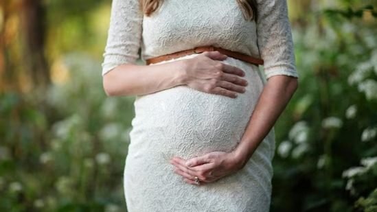 aus women birth 17 hours pregnant 11zon aus women birth 17 hours pregnant 11zon