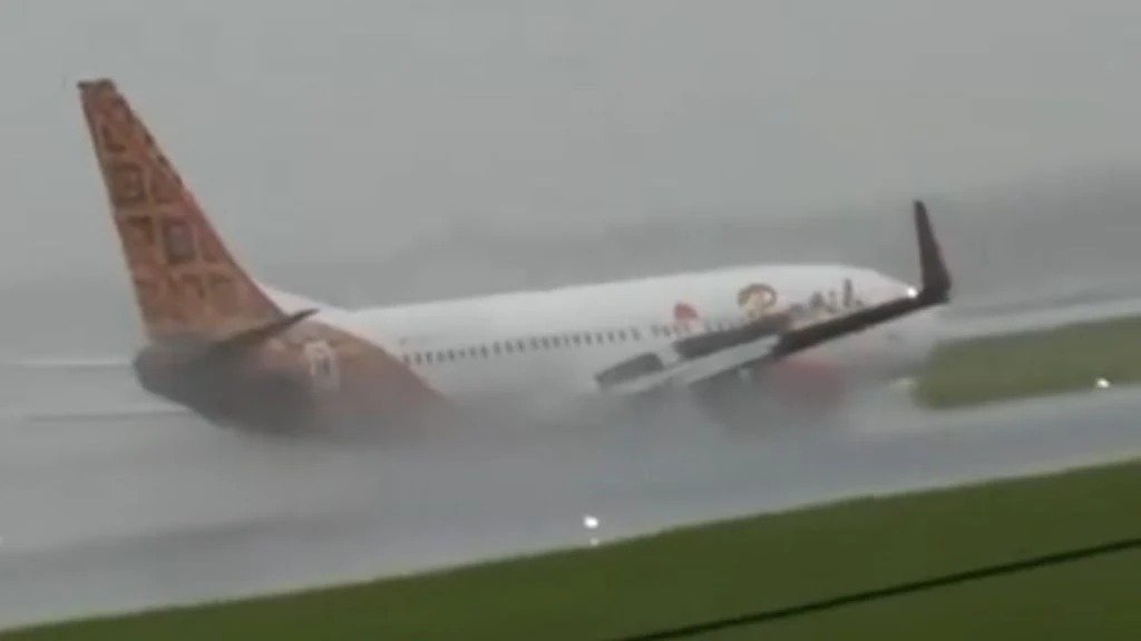 jakarta plane 11zon