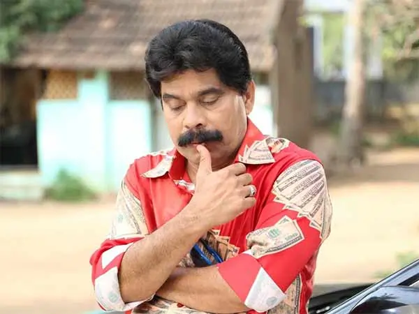 power star srinivasan interview1 600 28 1498632946 #Flash : பிரபல நடிகர் பவர் ஸ்டார் சீனிவாசன் கைது.. ரூ. 5 கோடி மோசடி வழக்கில் சிக்கினார்..