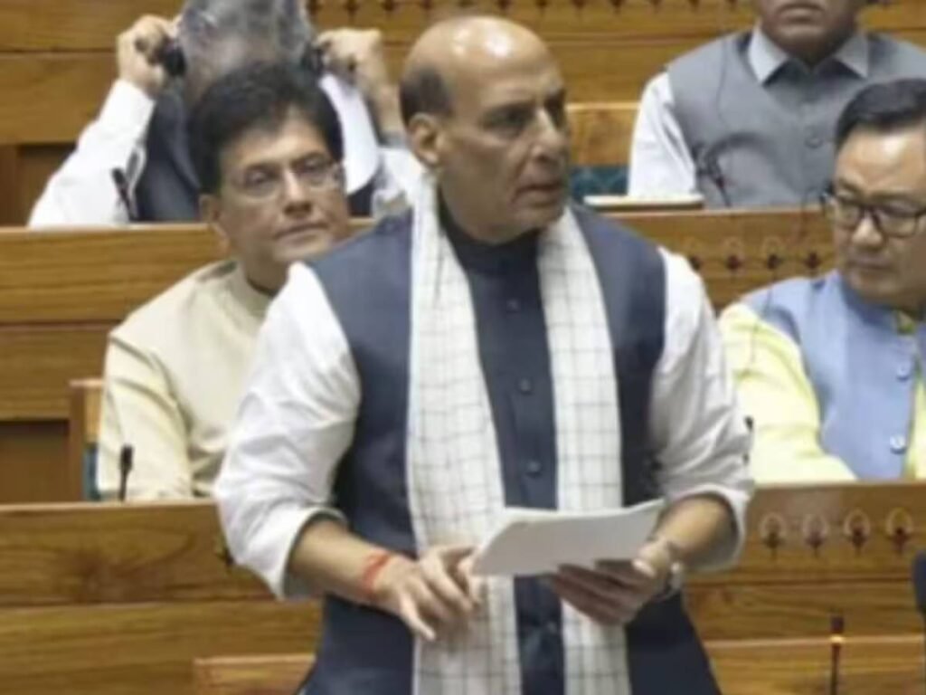 rajnath 2025 07 a5bbdb196b3310b93f558cb960ce5b8b 4x3 1 ‘எத்தனை பாகிஸ்தான் விமானங்களை நாம் சுட்டு வீழ்த்தினோம் என ஒருபோதும் கேட்டதில்லை’: எதிர்க்கட்சிகளை சாடிய ராஜ்நாத் சிங்..