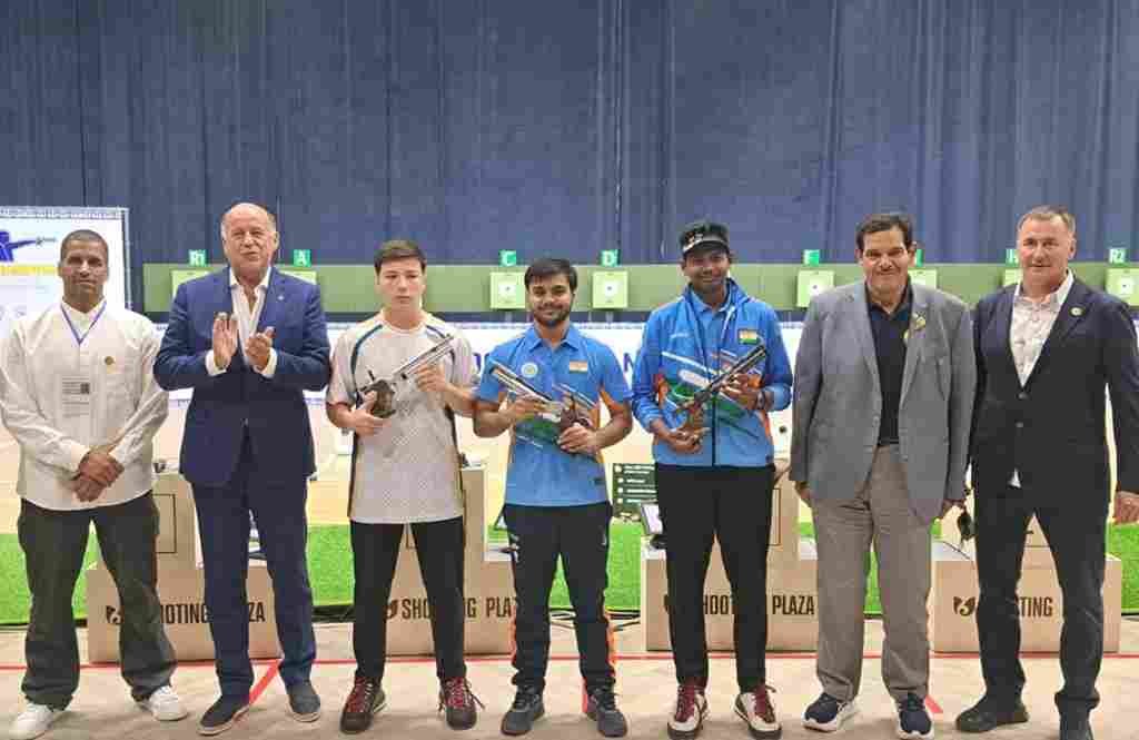 Asian Shooting Championships 11zon 2025 ஆசிய துப்பாக்கி சுடுதல் சாம்பியன்ஷிப்!. இந்தியாவின் முதல் தங்கத்தை கபில் பைன்ஸ்லா வென்றார்!.