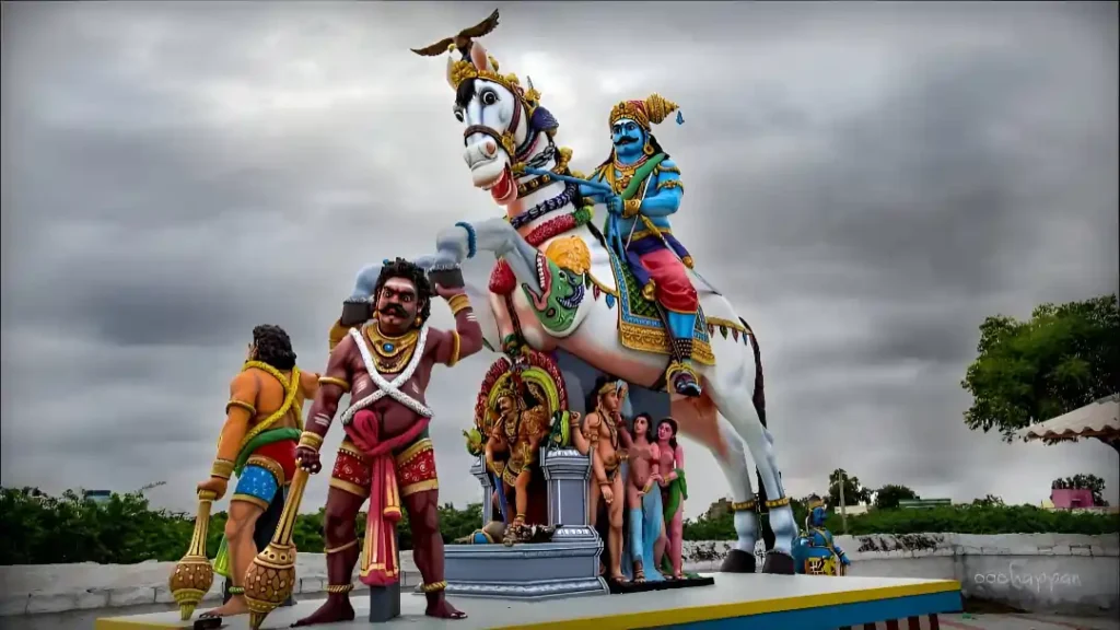 God 2025 குலதெய்வத்தின் படத்தை வீட்டில் வைத்து வழிபடலாமா..? குலதெய்வம் தெரியாதவர்கள் என்ன செய்யலாம்..?