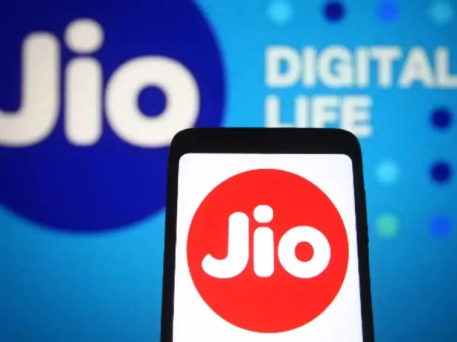 Jio Recharge Plans மீண்டும் பயனர்களுக்கு ஷாக் கொடுத்த ஜியோ.. மலிவான ரீசார்ஜ் திட்டம் நிறுத்தம்! இப்ப சிறந்த ரீசார்ஜ் திட்டம் எது?