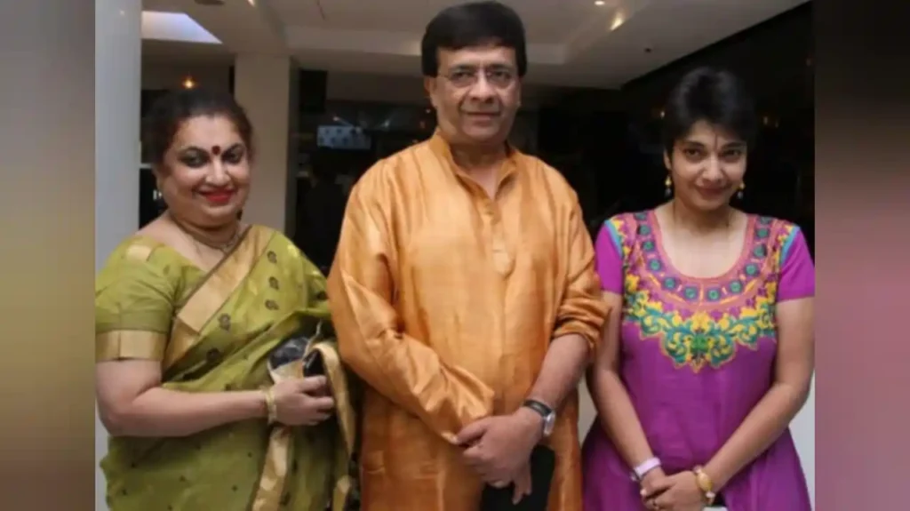 Sudha 2025 கல்லூரி தேர்வு எழுதும்போதே கர்ப்பம்..!! சொந்த புருஷன் கூடவே இப்படி நடிச்சேன்..!! ஓபனாக பேசிய பிரபலம்..!!