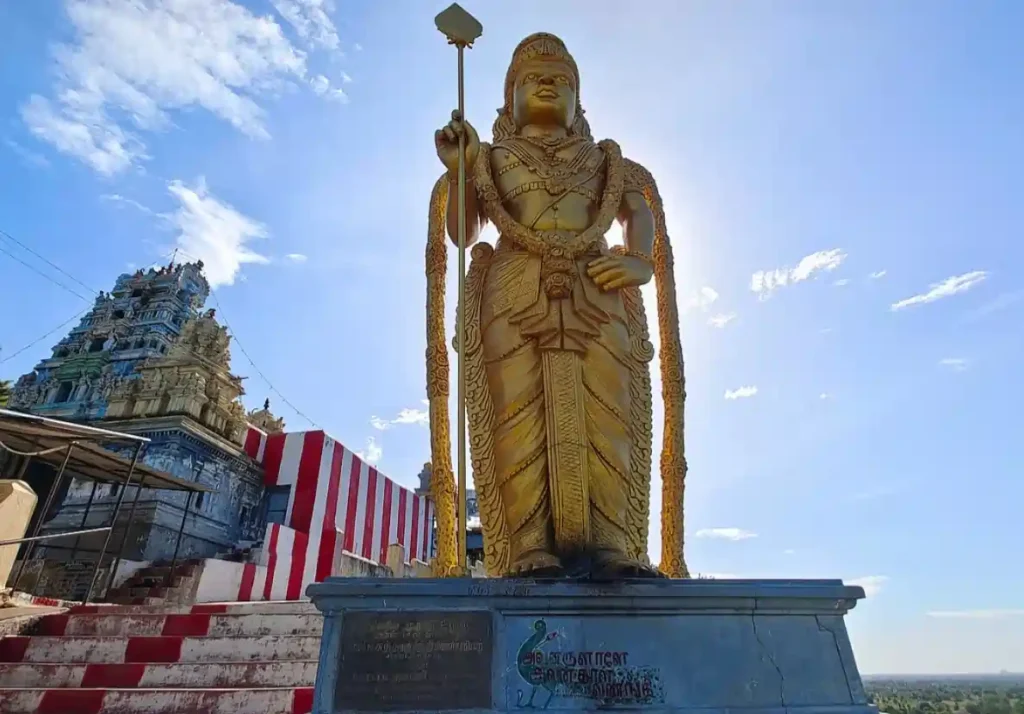 Murugan 2025 1200 ஆண்டுகள் பழமை வாய்ந்த முருகன் கோயில்..!! ஆறுபடை வீடும் ஒரே இடத்தில்..!! தீராத தோஷம் கூட தீரும்..!!