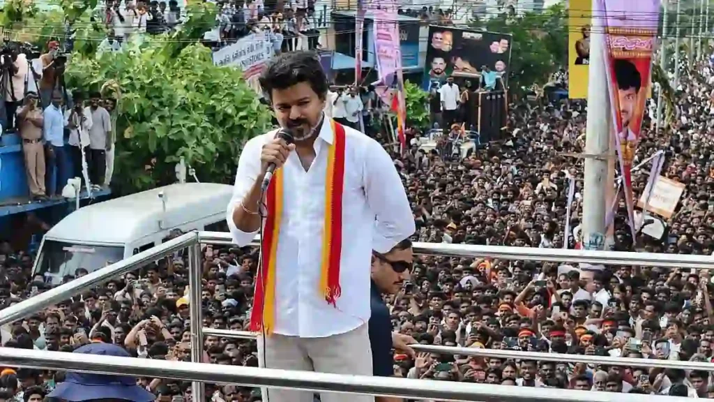TVK Vijay 2025 FLASH | கரூர் மக்களை சென்னைக்கு வரவழைக்கும் விஜய்..!! பனையூர் இல்ல.. வேறெங்கு தெரியுமா..? அக்.27ஆம் தேதி சந்திப்பு..!!