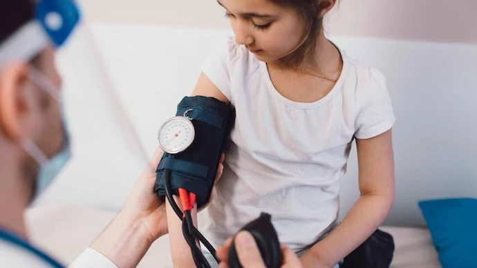 high blood pressure children ஷாக்!. குழந்தைகளிலும் உயர் இரத்த அழுத்தம் வேகமாக அதிகரித்து வருகிறது!. அறிகுறிகள் எப்படி இருக்கும்?