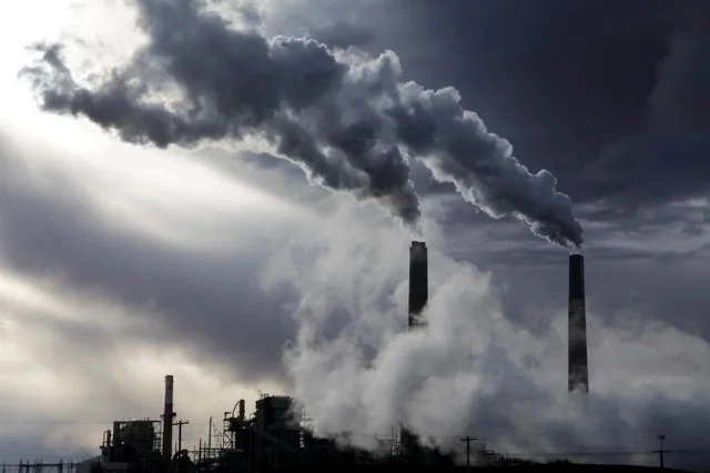CO2 உலக நாடுகளுக்கு எச்சரிக்கை!. கார்பன் டை ஆக்சைடு அளவு வரலாறு காணாத உச்சத்தை எட்டியது!. அதிர்ச்சி ரிப்போர்ட்!