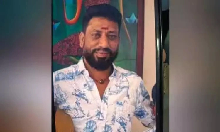 DMK 2025 பட்டப்பகலில் பயங்கரம்..!! திமுக பிரமுகரை ஓட ஓட அரிவாளால் வெட்டிக் கொன்ற கும்பல்..!! அடையாறில் அதிர்ச்சி..!!