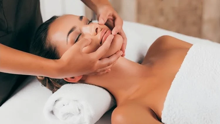 Facial Glow Massage Facial Glow Massage