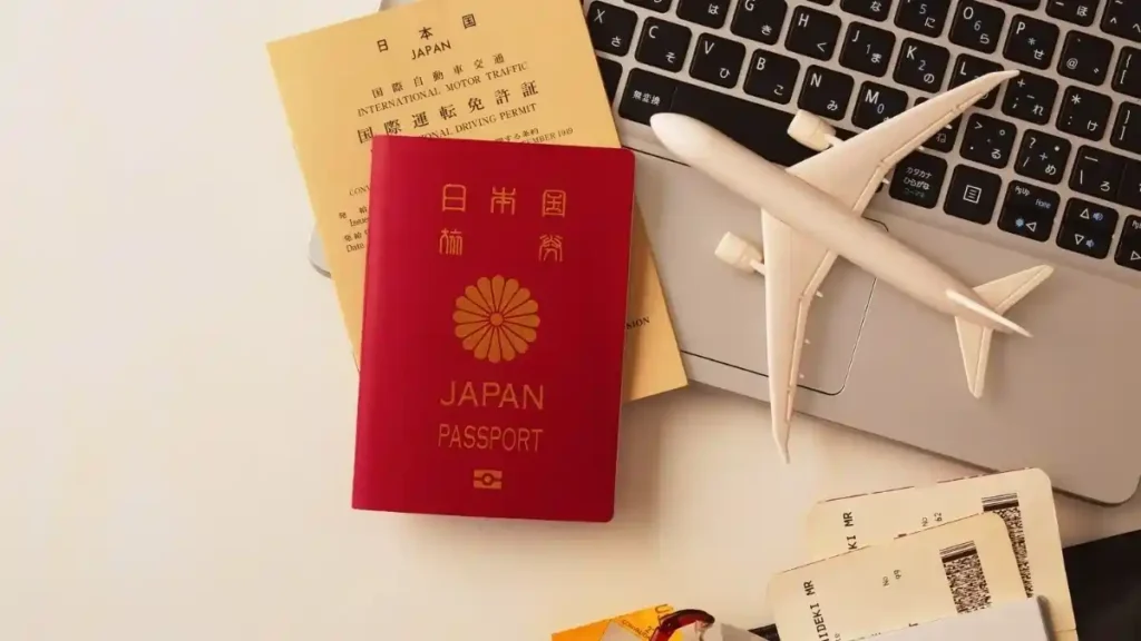 Three People Who Can Travel Without a Passport இந்த 3 பேர் மட்டும் பாஸ்போர்ட் இல்லாமல் உலகில் எங்கு வேண்டுமானாலும் பயணிக்கலாம்.. யார் யார்?