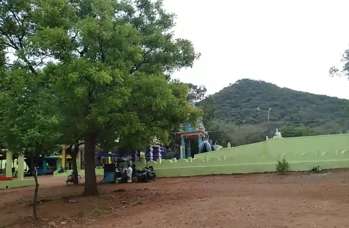 alangulam malaikovil சீதையை தேடி ராமன் வந்த இடம்.. ராமாயண கதைகளில் இடம்பெற்ற ஒக்க நின்றான் மலை..!! தென்காசியில் எங்க ஒரு கோவிலா..?
