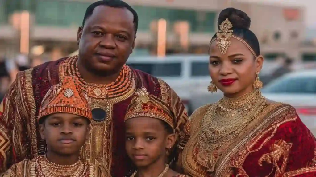 eswatini swaziland king ஒவ்வொரு ஆண்டும் திருமணம்!. மனைவிகள், 30 குழந்தைகள், 100க்கும் மேற்பட்ட ஊழியர்களுடன் படைசூழ சென்ற மன்னர்!. வைரல் வீடியோ!