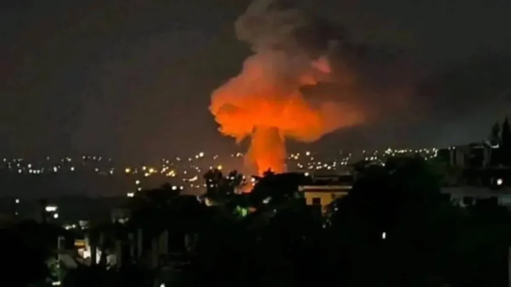 kabul blast 1760062397120 1 இந்தியா வந்த தலிபான் அமைச்சர்; விரக்தியில் காபூலில் வான்வழித் தாக்குதல் நடத்திய பாகிஸ்தான்.. பகீர் தகவல்கள்!