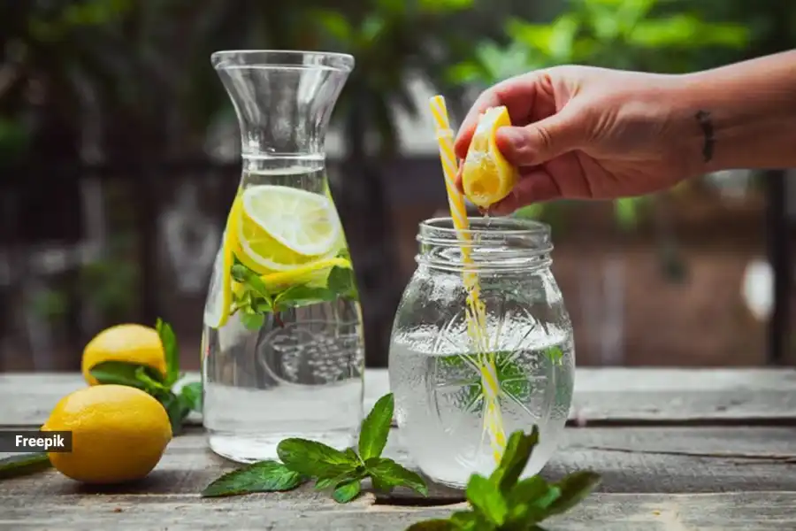 lemon water 1 lemon water 1