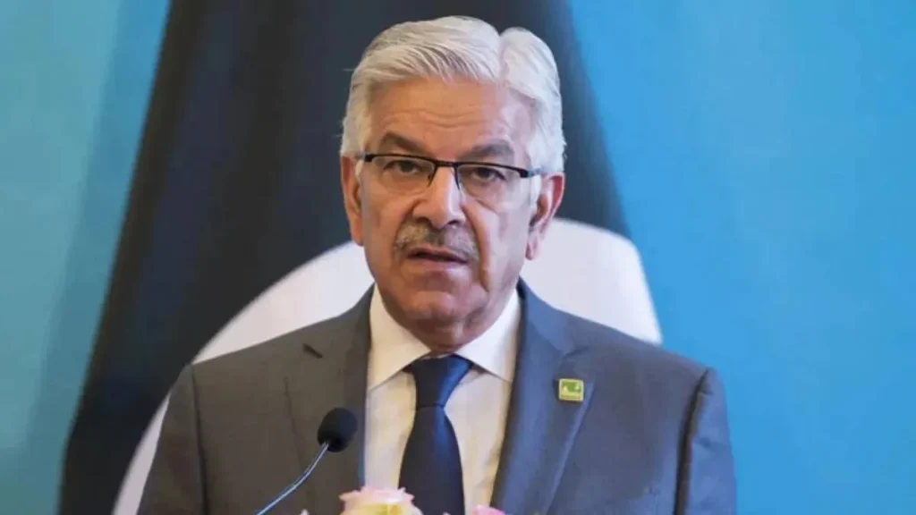 pak khawaja asif “அனைத்து ஆப்கானியர்களும் தங்கள் நாட்டிற்கு திரும்ப வேண்டும், எங்கள் மக்களுக்கே எங்கள் நிலம்..” பாக்., அமைச்சர் கருத்து..