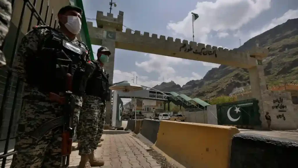 pakistan khyber pakhtunkhwa attack 1759913882 1 11 பாகிஸ்தான் ராணுவ வீரர்கள் மரணம்! பயங்கரவாதிகளுடன் நடந்த கடும் மோதல்..