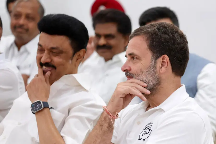 stalin rahul 4 அமைச்சர் பதவி + கூடுதல் தொகுதி.. அடம் பிடிக்கும் காங்கிரஸ்.. ஆடிப்போன அறிவாலயம்..!! 2026 தேர்தலில் ட்விஸ்ட்..?