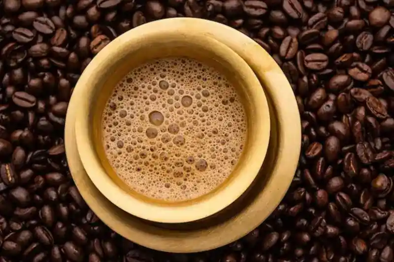 காலையில் காபி குடிக்கிறீங்களா? ஆனால் மருத்துவர்கள் என்ன சொல்கிறார்கள் என்பதை தெரிஞ்சுக்கோங்க..!