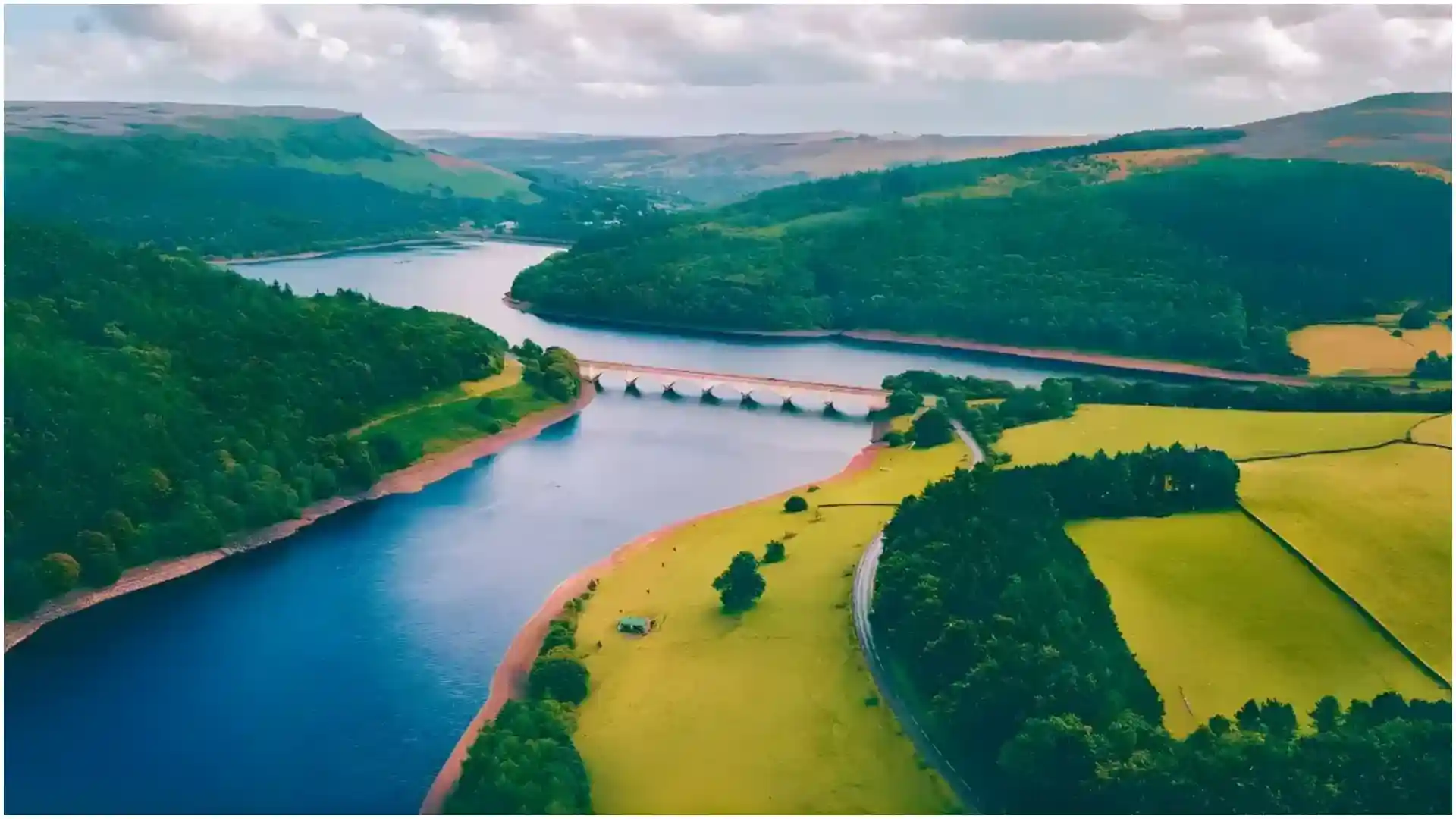 River 2025 River 2025