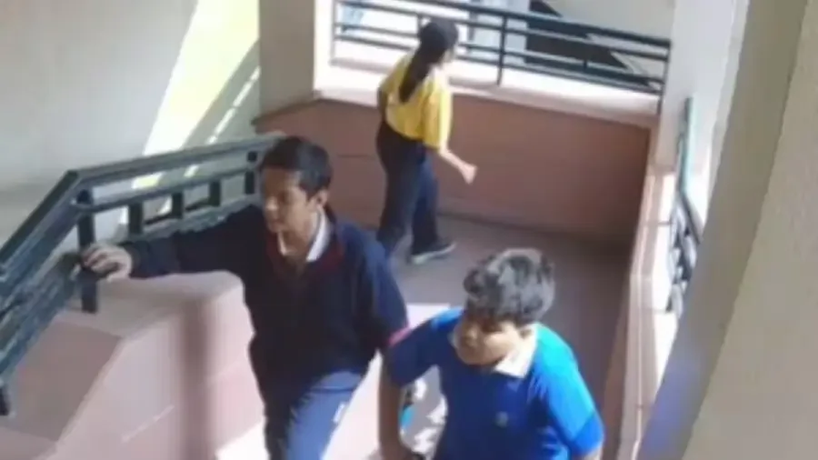 அசிங்கமான அவதூறு வார்த்தைகள்.. மாணவியின் புகார்களை கண்டுகொள்ளாத ஆசிரியைகள்.. CBSE விசாரணையில் பகீர் தகவல்..