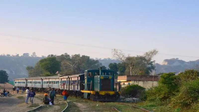 bhakra nangal train
