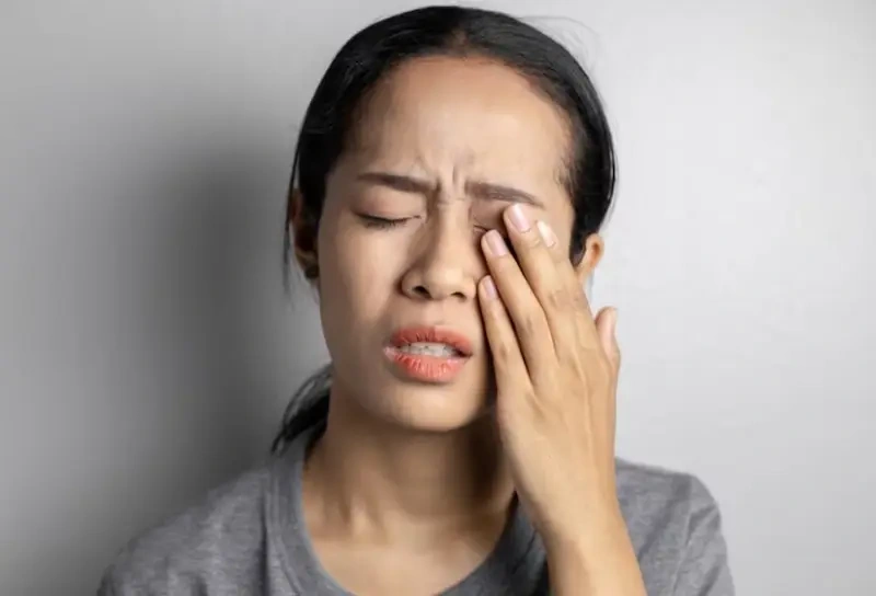 Eye problem Eye problem