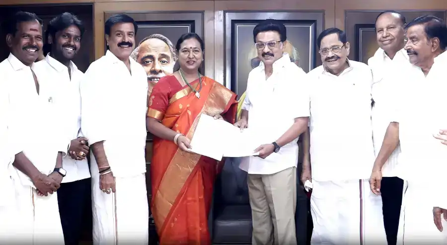 Breaking : திமுக கூட்டணியில் தேமுதிகவுக்கு 10 தொகுதிகள் ஒதுக்கீடு.. ஒப்பந்தம் கையெழுத்து..!