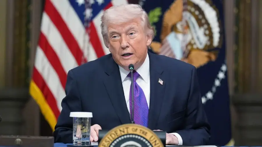 ‘நிபந்தனையின்றி சரணடைவதை தவிர ஈரானுக்கு வேற எந்த ஆப்ஷனும் இல்லை..” தீவிரமடையும் போர்.. டிரம்ப் கடும் எச்சரிக்கை..!