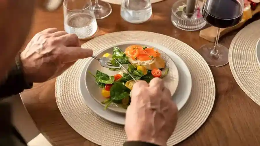 early dinner benefits