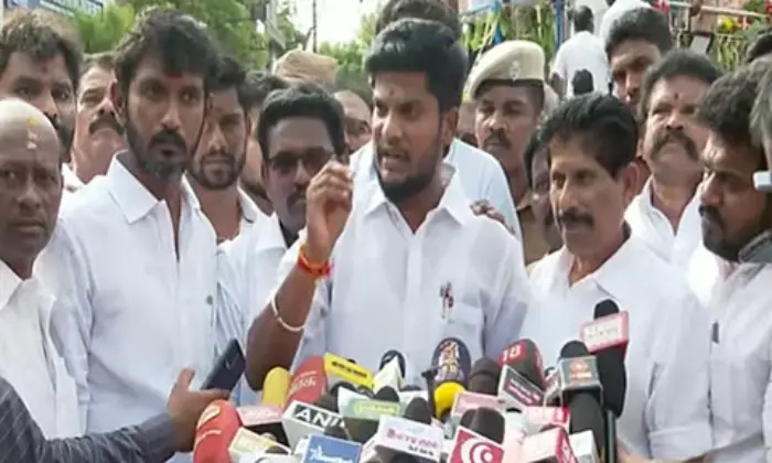 தவெகவில் சாதி பார்த்து பதவி வழங்கப்படவில்லை.. பிராமணர் சர்ச்சை.. அமைச்சர் ரமேஷ் பதில்..!