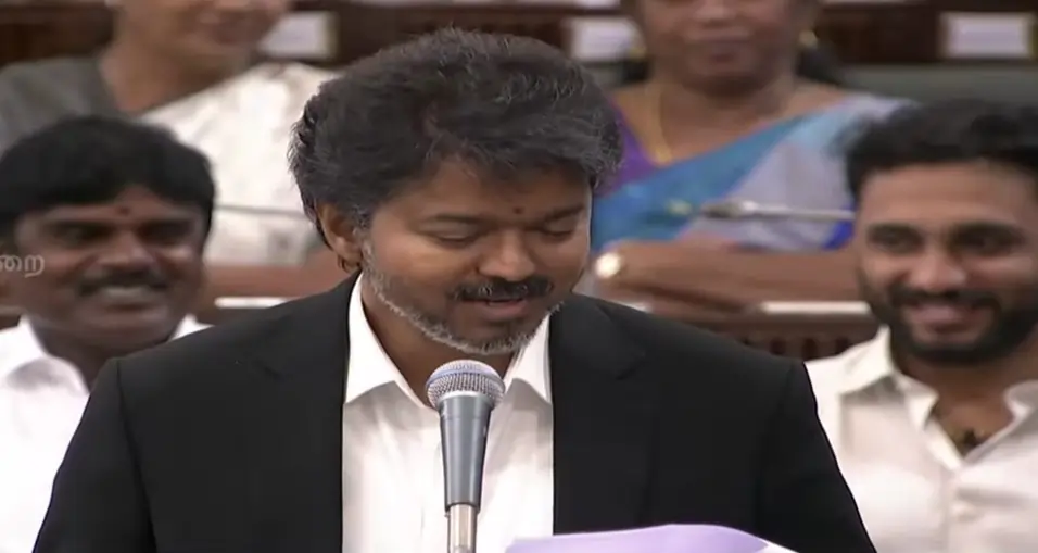 சட்டமன்றத்தில் குட்டி ஸ்டோரி சொன்ன விஜய்.. அவை முழுவதும் சிரிப்பலை..! வைரலாகும் வீடியோ..