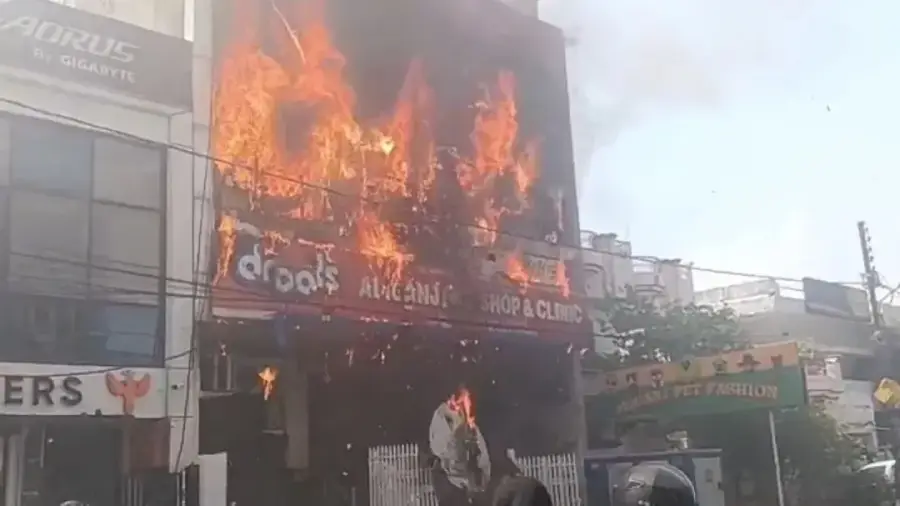 lucknow fire png 1