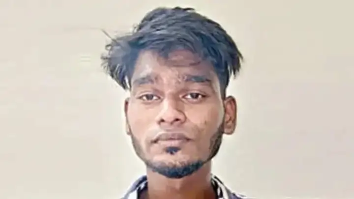 காதலிக்கு பர்த்டே கிப்ட் கொடுக்க முயன்ற வாலிபர்; கைது செய்து சிறையில் அடைத்த போலீசார்..