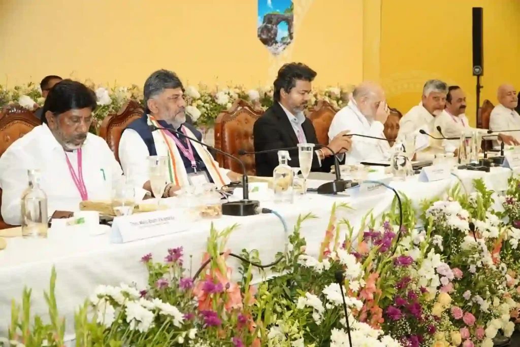 காவிரி விவகாரம்..!! அமித்ஷா, டி.கே. சிவக்குமார் முன்பு பாயிண்டுகளை அடுக்கிய முதல்வர் விஜய்..!!