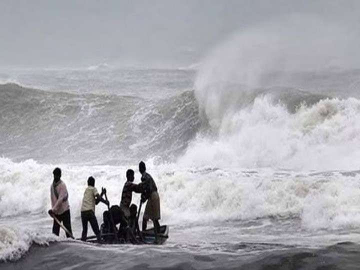  அலர்ட்!. வங்கக் கடலில் வலுப்பெறும் காற்றழுத்தத் தாழ்வுப் பகுதி!. மீனவர்களுக்கு எச்சரிக்கை!
