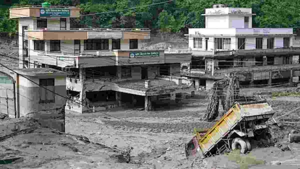 nepal flood damaged 30kb