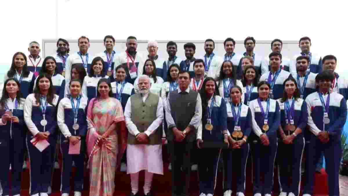 PM Modi asian game winners 30kb