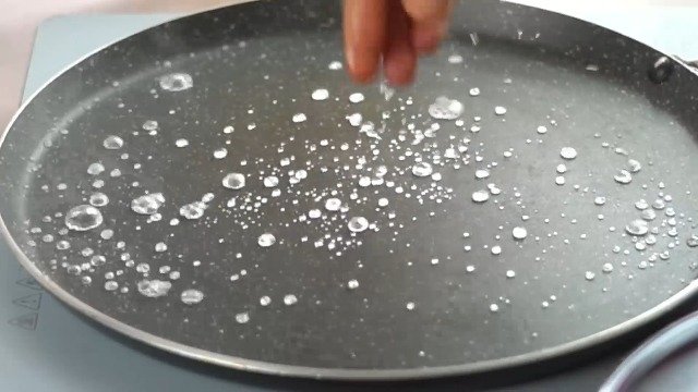 hot pan water